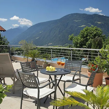Garni-hotel Tritscherhof 3*