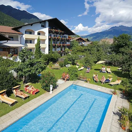 호텔 Garni-hotel Tritscherhof